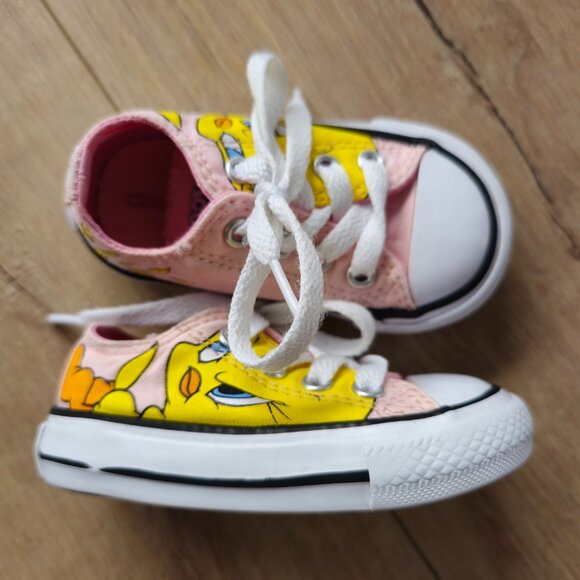 Baby Converse Tweety Bird - Picture 5 of 5